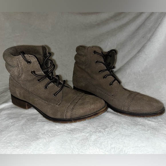 Steve Madden Maecie Ankle Boot - Picture 1 of 3